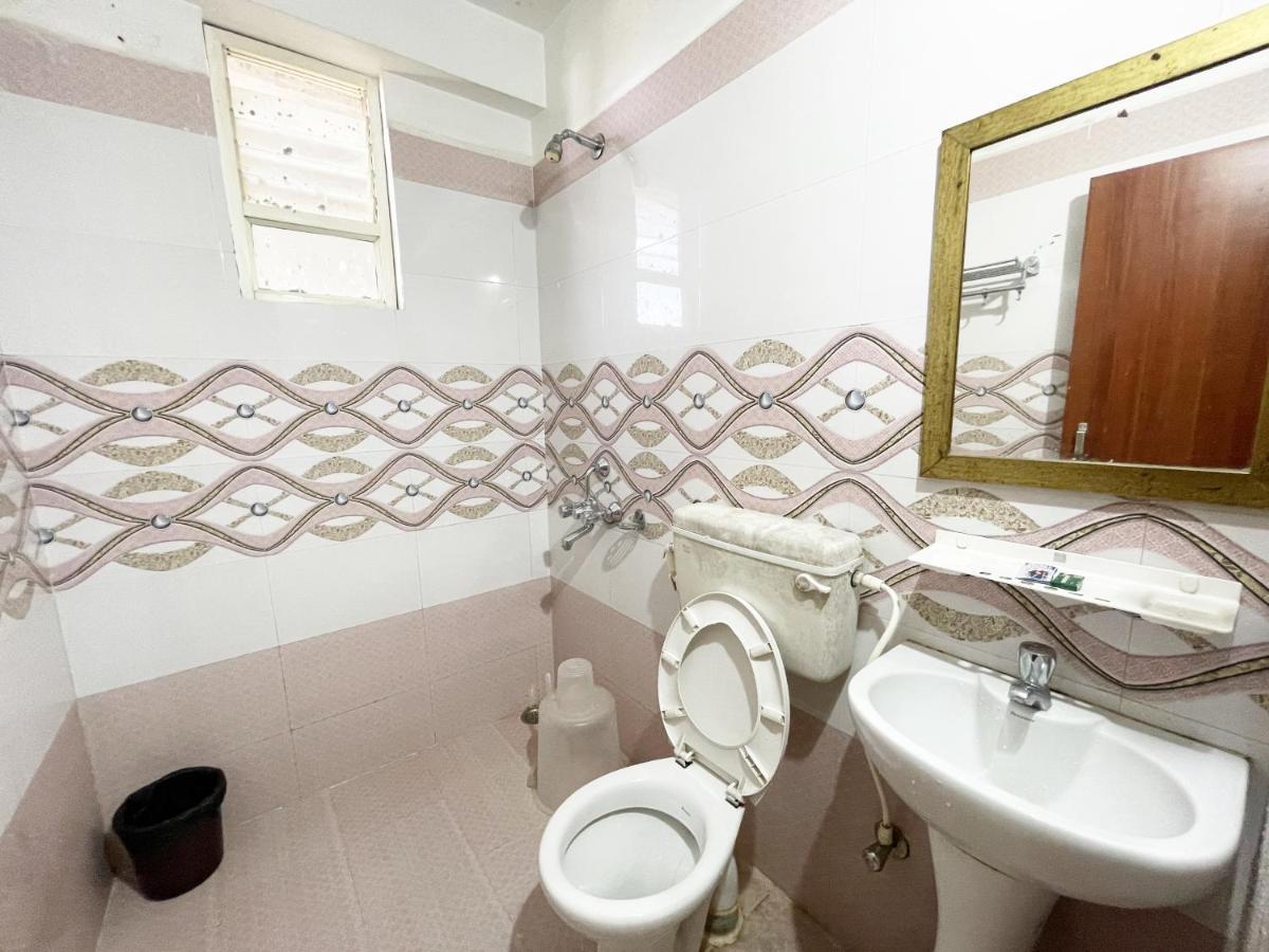 Hotel Golden Wave Puri Ngoại thất bức ảnh