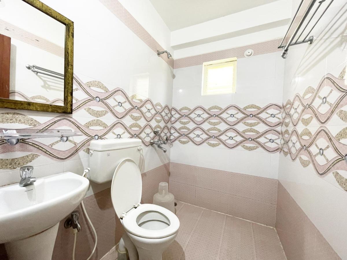 Hotel Golden Wave Puri Ngoại thất bức ảnh