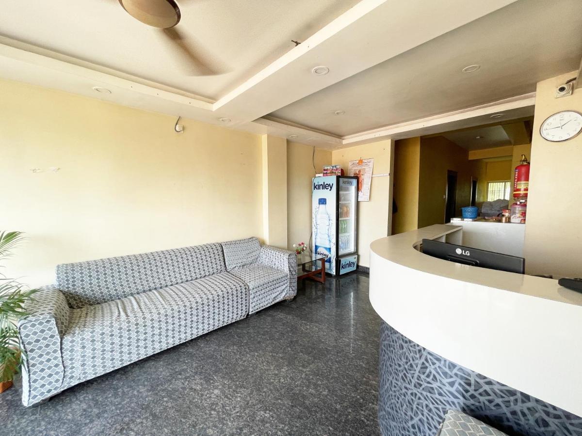 Hotel Golden Wave Puri Ngoại thất bức ảnh